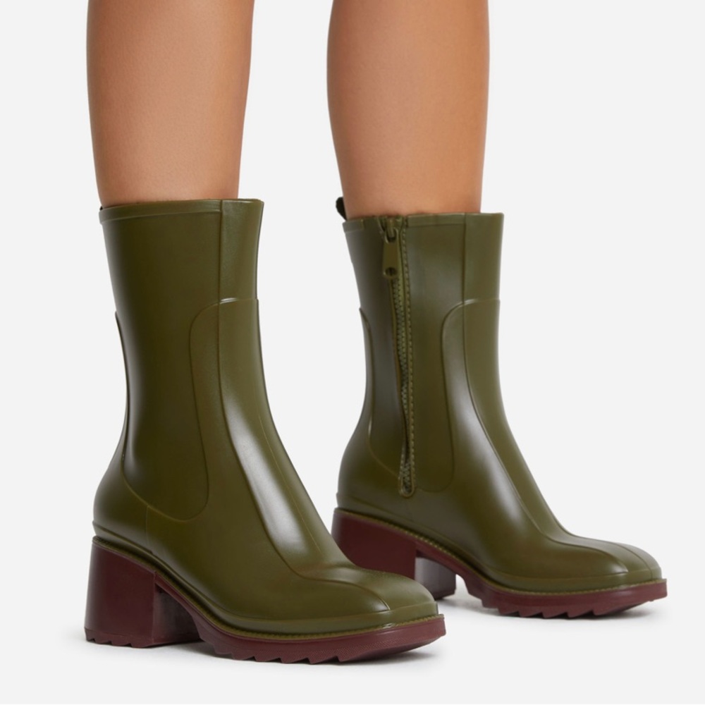 EGO ICON BLOCK HEEL ANKLE WELLINGTON BOOT IN KHAKI GREEN